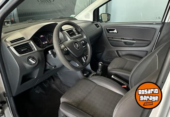 Autos - Volkswagen FOX TRENDLINE 5 PUERTAS 2016 Nafta 98039Km - En Venta