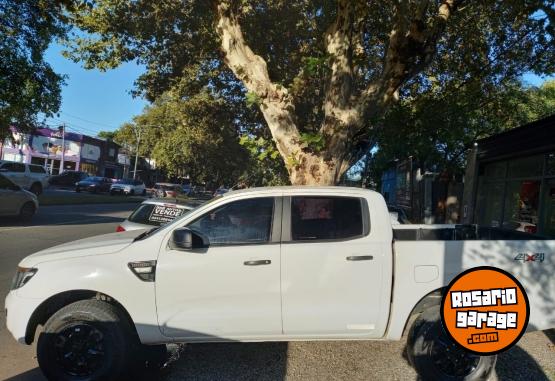 Camionetas - Ford RANGER 2013 Diesel 151000Km - En Venta