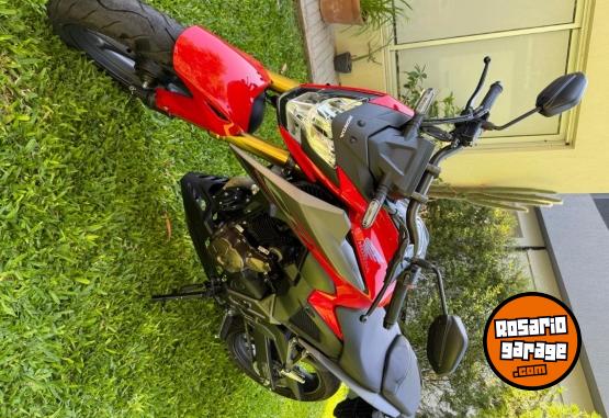 Motos - Honda CB 300 2024 Nafta 2900Km - En Venta