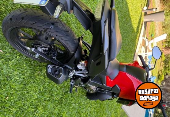 Motos - Honda CB 300 2024 Nafta 2900Km - En Venta