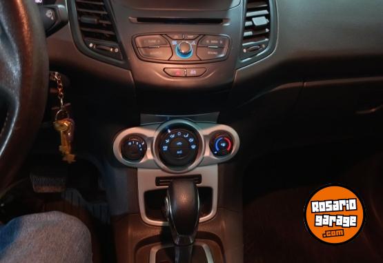 Autos - Ford Fiesta 2019 Nafta 67000Km - En Venta