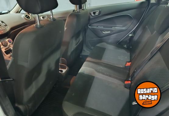 Autos - Ford Fiesta 2019 Nafta 67000Km - En Venta