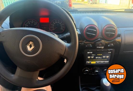 Autos - Renault Sandero 2014 Nafta 121000Km - En Venta