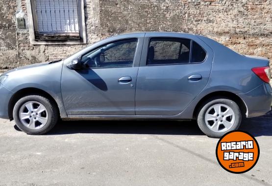 Autos - Renault Logan privilege 2017 Nafta 120000Km - En Venta