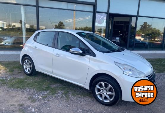 Autos - Peugeot 208 1.5 5p allure nav 2015 Nafta 114000Km - En Venta