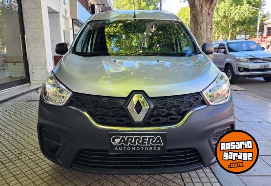 Utilitarios - Renault Kangoo Confort 2024 GNC 22000Km - En Venta