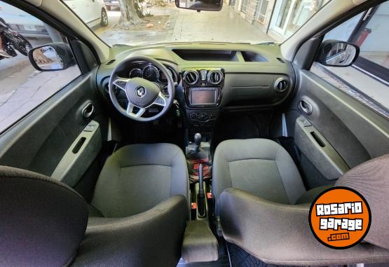 Utilitarios - Renault Kangoo Confort 2024 GNC 22000Km - En Venta