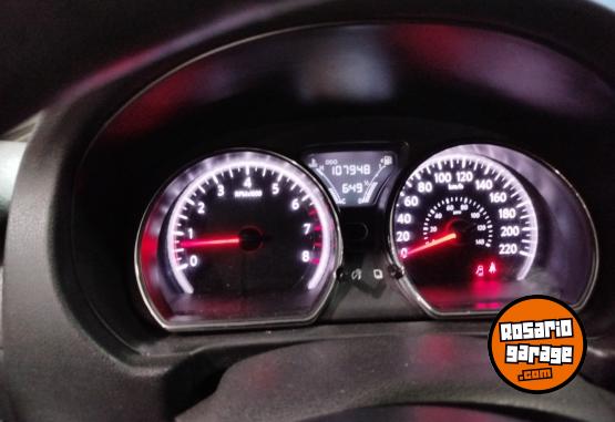 Autos - Nissan VERSA ADVANCE 1.6 MT 2018 Nafta 108000Km - En Venta