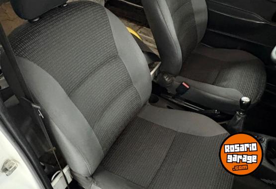 Utilitarios - Peugeot PARTNER 2017 GNC 157000Km - En Venta