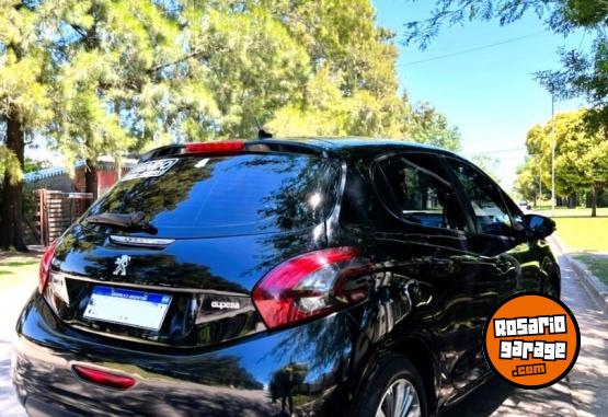 Autos - Peugeot ALLURE 2017 Nafta 107000Km - En Venta