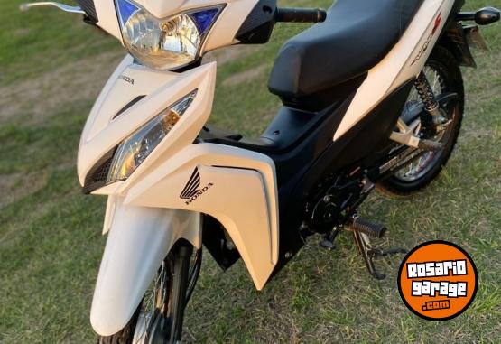 Motos - Honda Wave s 2022 Nafta 7700Km - En Venta