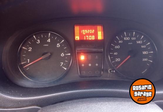 Utilitarios - Renault Kangoo 1.6 2015 GNC 199000Km - En Venta