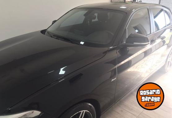 Autos - Bmw 118 I Sport Line 2017 Nafta 86000Km - En Venta