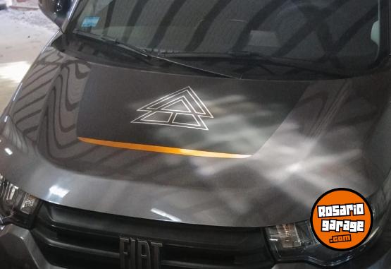 Autos - Fiat MOBI TREKKING 2024 Nafta 14000Km - En Venta