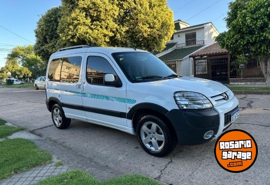 Utilitarios - Peugeot Parnert patagonia 2018 Diesel 138000Km - En Venta