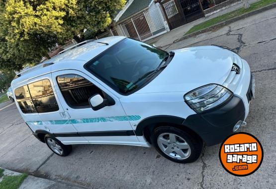 Utilitarios - Peugeot Parnert patagonia 2018 Diesel 138000Km - En Venta