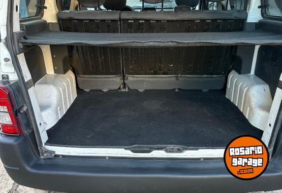 Utilitarios - Peugeot Parnert patagonia 2018 Diesel 138000Km - En Venta