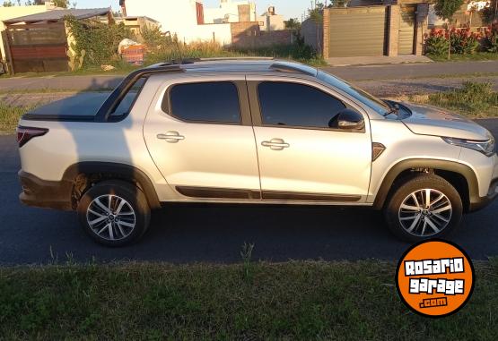 Camionetas - Fiat Strada Vulcano 2025 Nafta 8800Km - En Venta