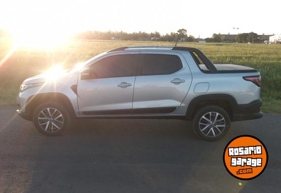 Camionetas - Fiat Strada Vulcano 2025 Nafta 8800Km - En Venta