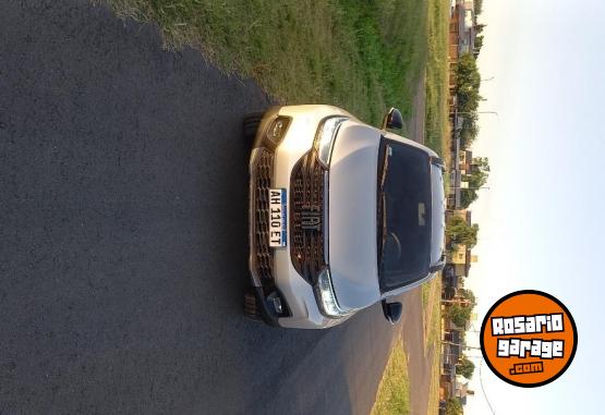 Camionetas - Fiat Strada Vulcano 2025 Nafta 8800Km - En Venta