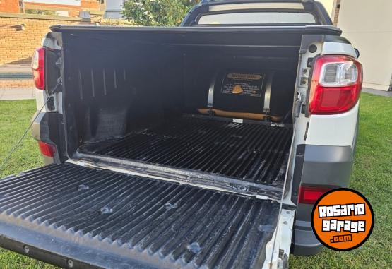 Utilitarios - Fiat Strada Working 1.4 CS 2017 GNC 83600Km - En Venta