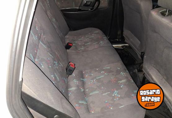 Autos - Volkswagen Polo 1999 GNC 153000Km - En Venta