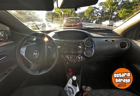 Autos - Toyota Etios 2016 Nafta 1Km - En Venta
