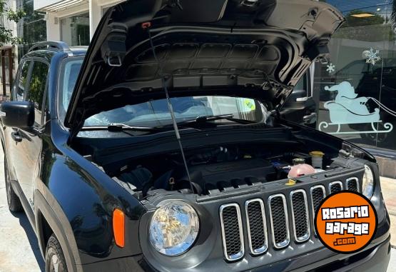 Camionetas - Jeep RENEGADE 1.8 NAFTA SPORT 2016 Nafta 108000Km - En Venta