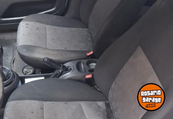 Autos - Ford Fiesta Ambiente Plus MP3 2011 Nafta 113000Km - En Venta