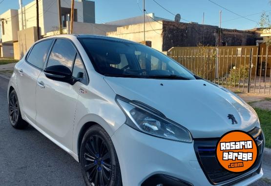 Autos - Peugeot 208 2020 Nafta 110000Km - En Venta
