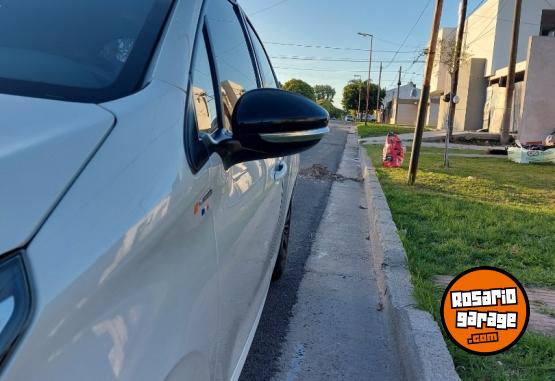 Autos - Peugeot 208 2020 Nafta 110000Km - En Venta