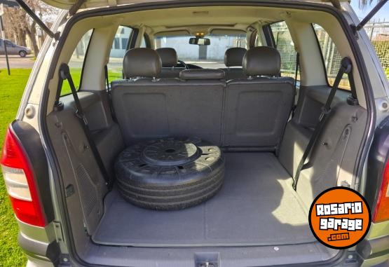 Autos - Chevrolet zafira 2011 GNC 171400Km - En Venta