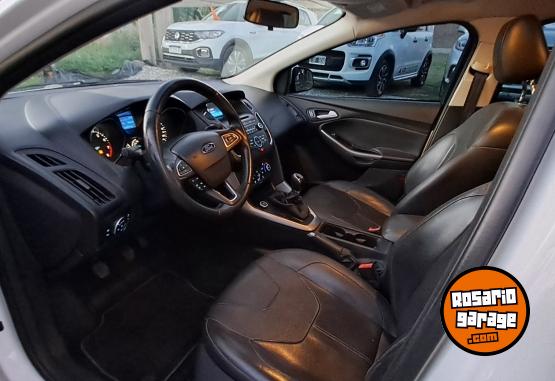 Autos - Ford Focus SE 2016 Nafta 118000Km - En Venta