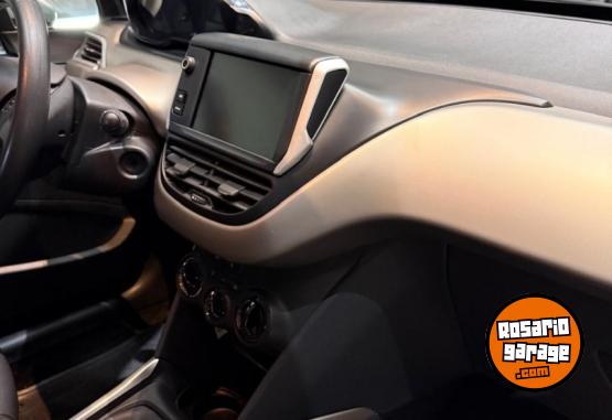 Autos - Peugeot 2008 Allure 2017 Nafta 70000Km - En Venta