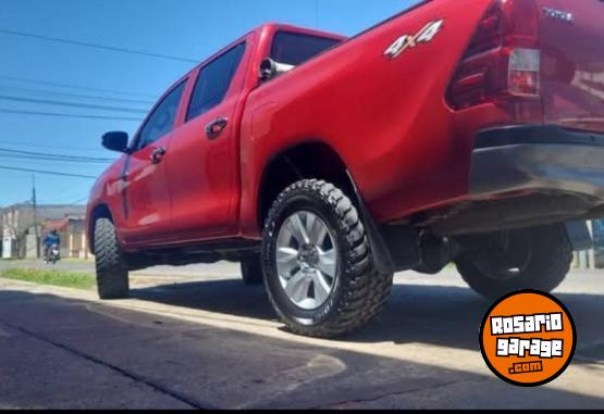 Camionetas - Toyota Hilux 2017 Diesel 200000Km - En Venta