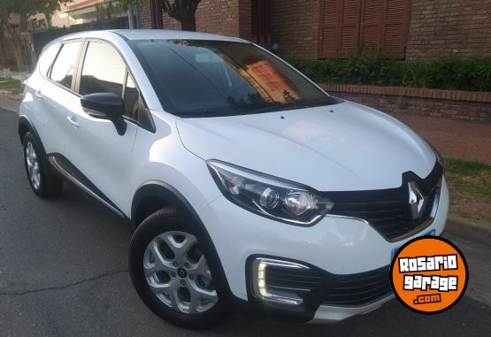 Autos - Renault Captur ZEN 2018 Nafta 107000Km - En Venta