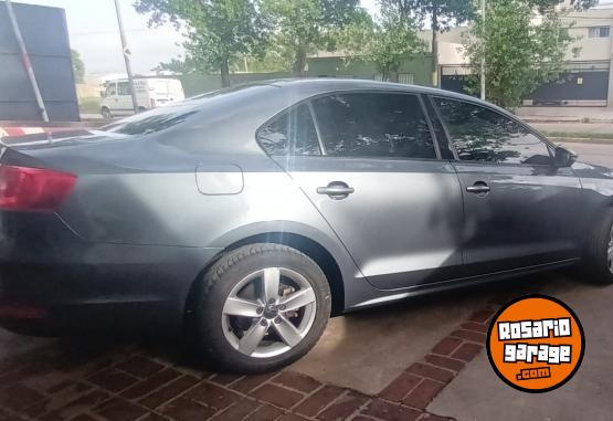 Autos - Volkswagen VENTO 2.5 2011 Nafta 111111Km - En Venta