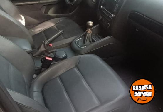 Autos - Volkswagen VENTO 2.5 2011 Nafta 111111Km - En Venta