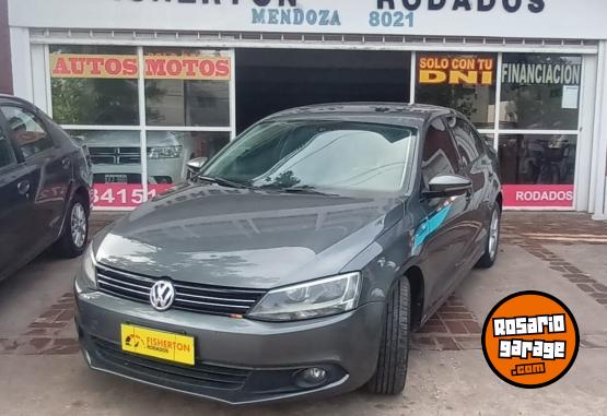 Autos - Volkswagen VENTO 2.5 2011 Nafta 111111Km - En Venta