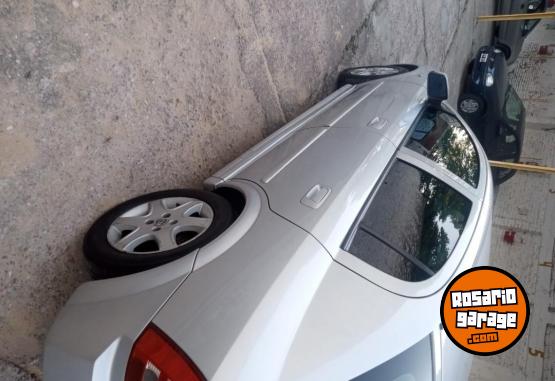 Autos - Chevrolet Astra 2004 Nafta 178000Km - En Venta