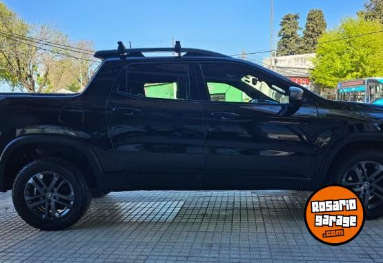 Camionetas - Fiat TORO VOLCANO BLACK JACK 2018 Diesel 120000Km - En Venta