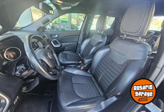 Camionetas - Fiat TORO VOLCANO BLACK JACK 2018 Diesel 120000Km - En Venta