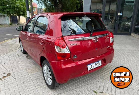 Autos - Toyota ETIOS XLS 1.5N 2015 GNC 139000Km - En Venta