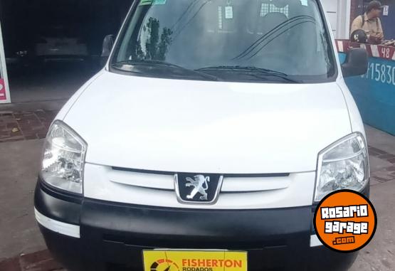 Utilitarios - Peugeot PARTNER FURGN 1.4 2013 Nafta 111111Km - En Venta