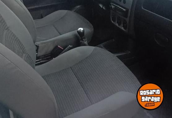 Utilitarios - Peugeot PARTNER FURGN 1.4 2013 Nafta 111111Km - En Venta