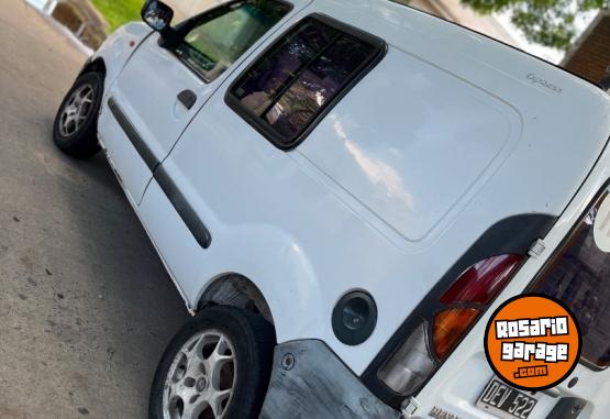 Utilitarios - Renault kangoo 2000 Diesel 127500Km - En Venta