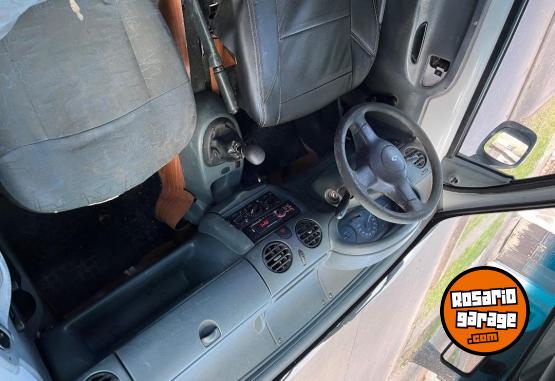 Utilitarios - Renault kangoo 2000 Diesel 127500Km - En Venta