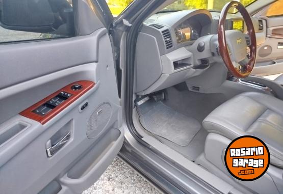 Camionetas - Jeep GRAN CHEROKEE 4.7L 2008 Nafta 250000Km - En Venta