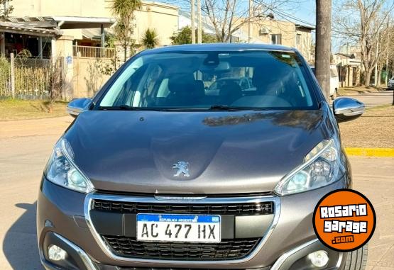 Autos - Peugeot 208 Allure Plus HDI 2018 Diesel 126000Km - En Venta