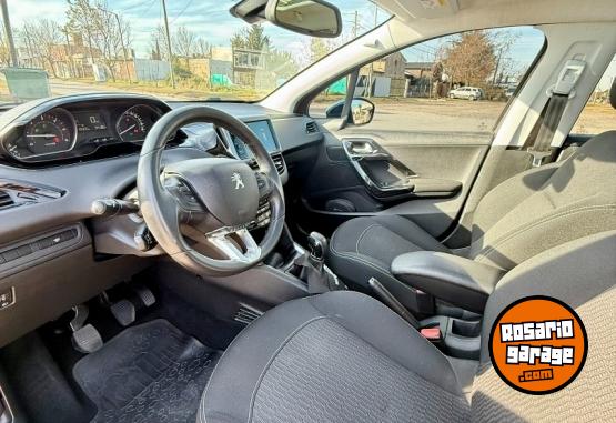 Autos - Peugeot 208 Allure Plus HDI 2018 Diesel 126000Km - En Venta